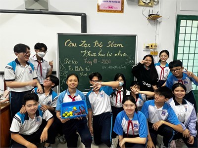 CLB STEM KHTN-Chế tạo Pin Volta từ thực vật