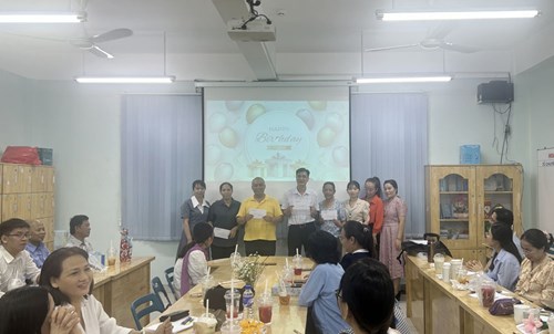 Mừng sinh nhật công đoàn viên tháng 10