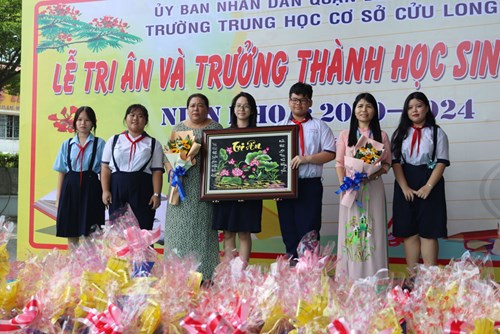 Lễ tri ân và trưởng thành học sinh lớp 9 niên khoá 2020-2024