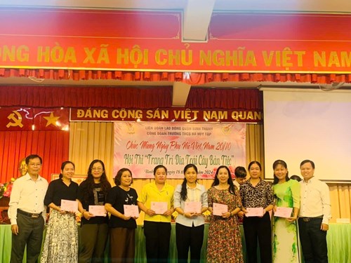 Sinh hoạt 20/10 của nhà HHT!