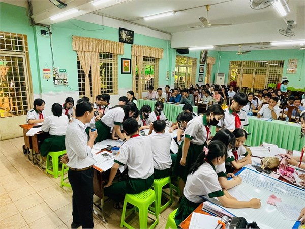 Chuyên đề thao giảng Quận môn Toán  Tổng hợp một số dạng Toán thực tế trong chương trình Toán 9 SGK mới  do Thầy Thiện Trí thực hiện với các em lớp 9/8