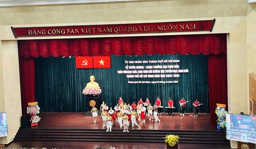 Lễ Tuyên dương - khen thưởng học sinh giỏi, giáo viên giỏi, giáo viên bồi dưỡng đội tuyển học sinh giỏi Thành phố Hồ Chí Minh năm học 2023 - 2024
