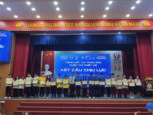 Học sinh trường THCS Hai Bà Trưng tham gia cuộc thi:  Thiết kế chịu lực  ngày hội Stem day 2024