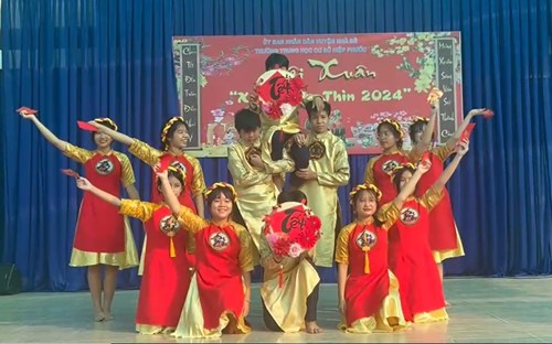 Như hoa mùa xuân (8a7, múa)