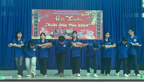 Đẩy xe bò (9a5, múa)