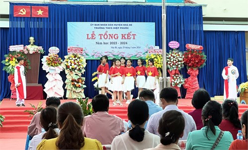 Lễ tổng kết năm học 2023-2024