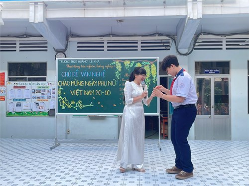 Tổ chức hoạt động trải nghiệm với chủ đề “chào mừng ngày phụ nữ việt nam 20/10”