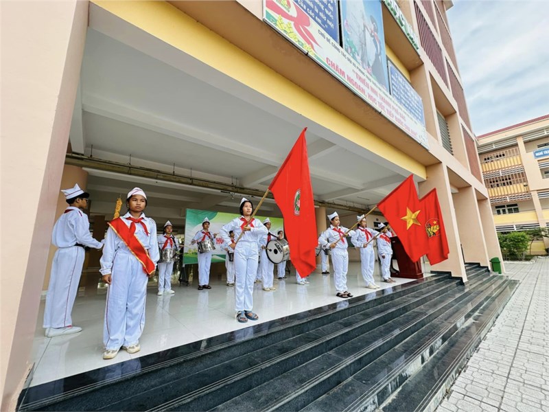 Hội thi nghi thức đội TNTP HCM cấp trường năm học 2023 - 2024