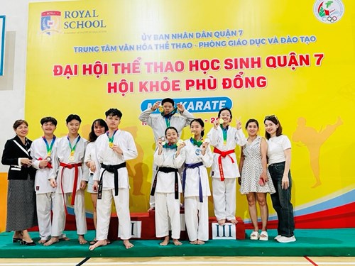 Chúc mừng đội Võ Karate đạt thành tích cao tại Đại hội Thể thao học sinh Quận 7
