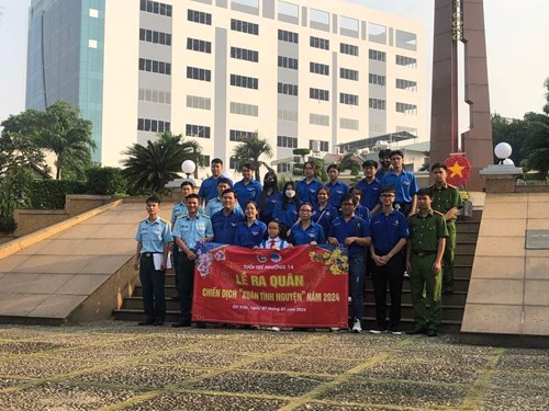 Ngày 07 tháng 01 năm 2024, Thầy Lê Trọng Tâm - Bí thư Chi đoàn tham dự Lễ ra quân chiến dịch  Xuân tình nguyện  năm 2024