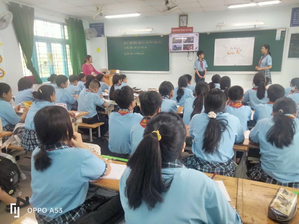 Thao giảng chuyên đề tháng 09/2024 - Lịch sử - Địa lí 7 - Bài: Dân cư xã hội Châu Âu (Giáo viên: Cô Trần Thúy Ngân)