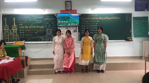 Giáo viên giỏi cấp trường - Hoạt động trải nghiệm, hướng nghiệp 9 - Bài: Thuyết minh vè danh lam thắng cảnh hay di tích lịch sử (Giáo viên: Cô Lương Thị Xuân An)