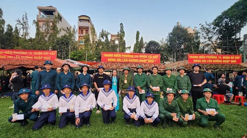 Ngày 26 tháng 02 năm 2024, Chi đoàn Trường Trung học cơ sở Huỳnh Văn Nghệ thăm và tặng quà cho con, em của nhân dân Gò Vấp đã trúng tuyển nghĩa vụ quân sự, nghĩa vụ công an năm 2024
