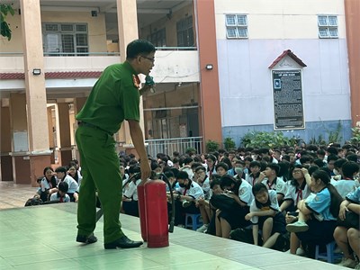 Tuyên truyền kiến thức kỹ năng về an toàn phòng cháy chữa cháy và cứu hộ cứu nạn