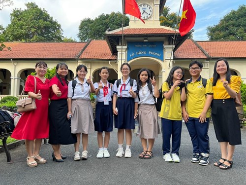 Các em học sinh trường THCS Lê Anh Xuân đã xuất sắc trong hội thi  Văn hay Chữ tốt  lần thứ 24 cấp Thành phố năm học 2023-2024.