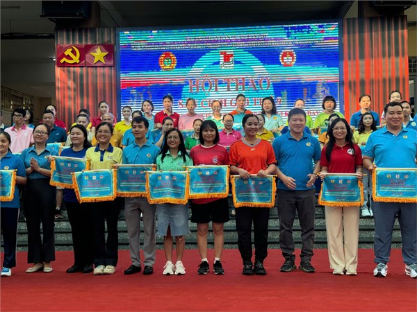 Công đoàn viên trường thcs lê lợi tham gia hội thao sân chơi giờ thứ 9