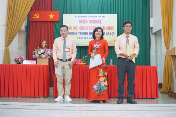 Hội nghị cán bộ công chức, viên chức năm học 2024 - 2025