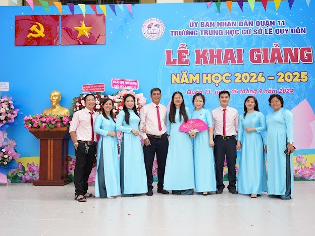 Thầy cô Tổ Văn - Thể - Mỹ