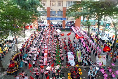 Hội thi múa dân vũ khối 8 năm học 2024 - 2025