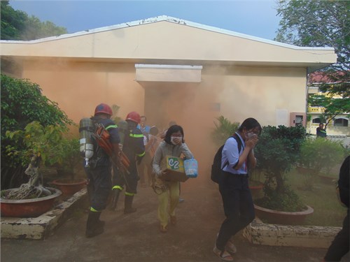 Tập huấn phòng cháy, chữa cháy, thoát hiểm trong trường học
