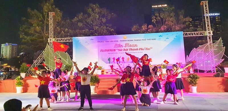 Trường THCS Long Trường tham gia hội thi Flasmoh thành phố Thủ Đức mừng Xuân Giáp Thìn 2024