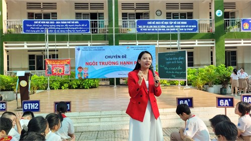 Sinh hoạt chuyên đề “Trường học hạnh phúc”