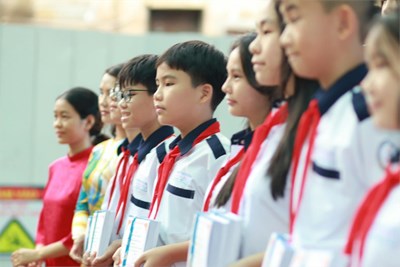 Khen thưởng học sinh đợt 1 của học kỳ 1 năm học 2024-2025