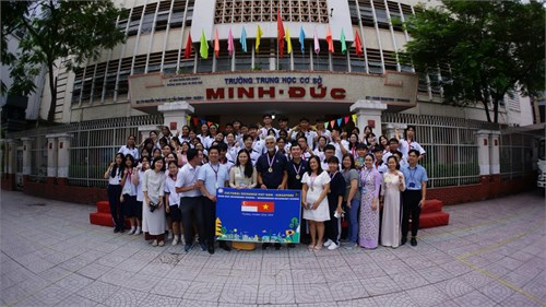 Trường Minh Đức hân hoan chào đón đoàn giáo viên và học sinh đến từ trường trung học Bendemeer - Singapore