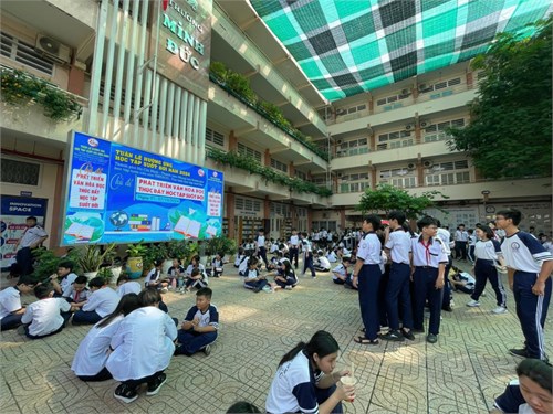 Thầy trò trường Minh Đức hưởng ứng tuần lễ học tập suốt đời