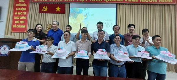 Công đoàn cơ sở Trường THCS Minh Đức tổ chức sinh hoạt kỉ niệm 114 năm ngày Quốc tế Phụ nữ (8/3/1910-8/3/2024)