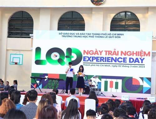 Học sinh Minh Đức tham gia  Ngày trải nghiệm  tại trường THPT Lê Quý Đôn