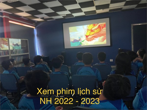Hoạt động trải nghiệm tại thư viện năm học 2022-2023