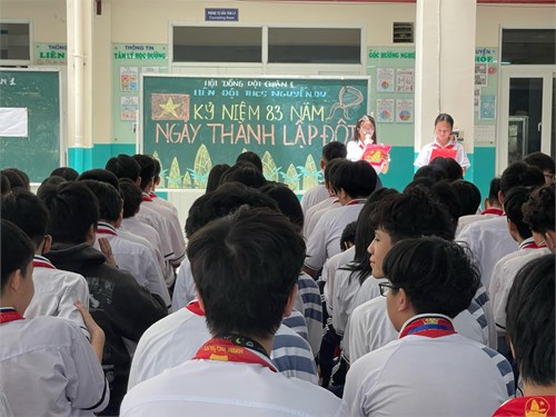 Chúc mừng 83 năm ngày thành lập đội tntp hồ chí minh