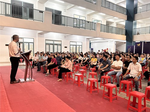 Họp CMHS khối 9 tư vấn tuyển sinh vào lớp 10 THPT năm học 2024-2025