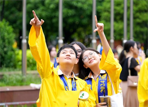 Hình lễ tốt nghiệp niên khóa 2020-2024 (Part 3)