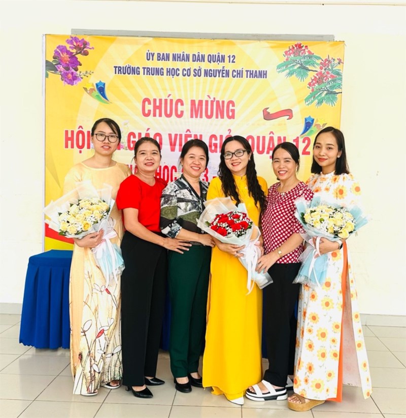 Giáo Viên Đại Diện Cho Tổ KHTN Tham Gia Thi Giáo Viên Giỏi Quận Năm Học 23-24