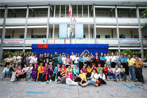 Trường thcs nguyễn huệ tổ chức hội thao chào mừng ngày 20/11/2024