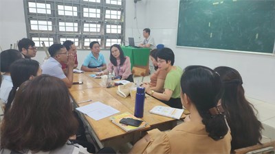 Sinh Hoạt Chuyên Môn Đầu Năm Học Tổ Toán