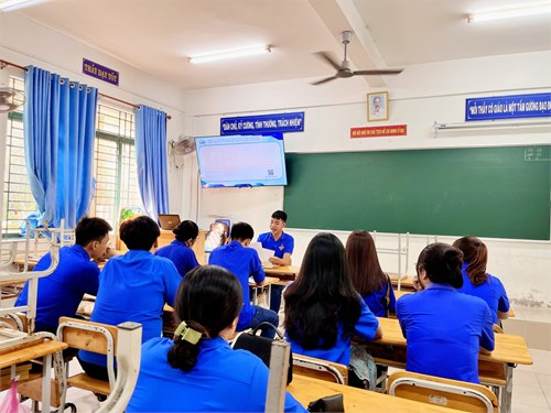 Sinh hoạt chủ đề tháng 3   Thanh niên xung kích tình nguyện vì cuộc sống cộng đồng 