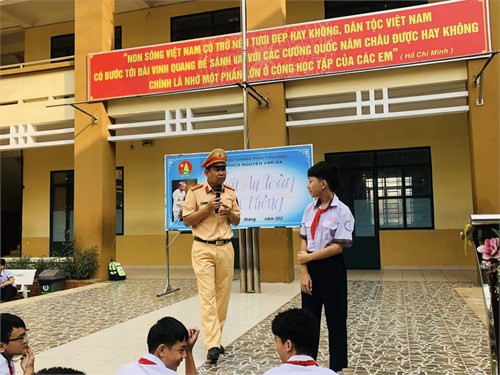 Tuyên truyền Luật an toàn giao thông