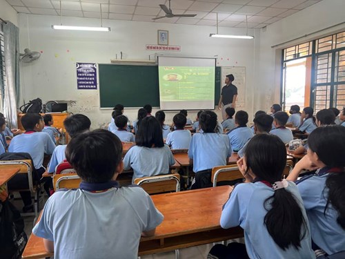 Sinh hoạt Chi đội tháng 5 anh hùng Trần Can