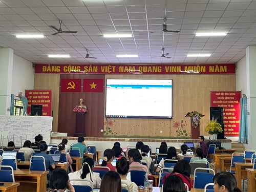 Tập huấn “Học liệu số”