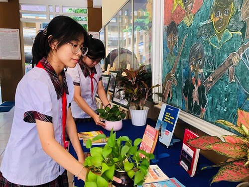 Liên đội THCS Nguyễn Văn Bá phát động trào lưu   Sống xanh  