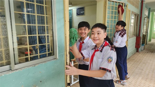 Cùng vì Ngôi trường Xanh - Sạch - Đẹp!!! Thầy trò ta cùng chung tay nào!!!