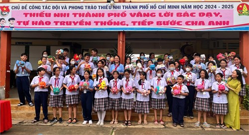 Phát động phong trào kế hoạch nhỏ - nuôi heo đất