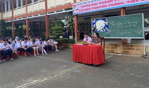 “CÙNG EM VỮNG BƯỚC” - Toạ đàm về kỹ năng tìm sự hỗ trợ khi gặp khó khăn- Rèn luyện kĩ năng bảo vệ khi gặp khó khăn