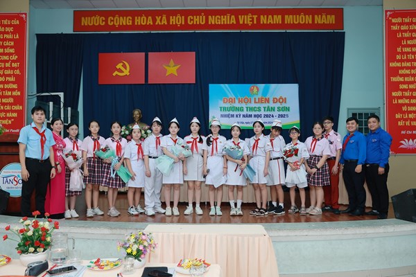 Đại hội liên đội - trường thcs tân sơn - nhiệm kỳ 2024-2025
