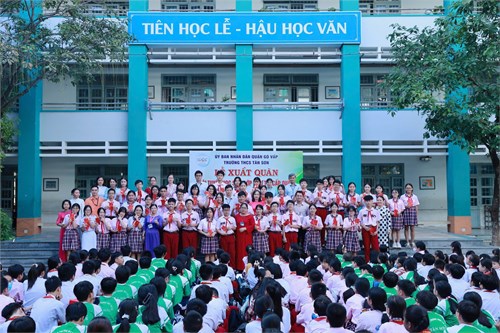 Lễ xuất quân đội tuyển học sinh giỏi lớp 9 năm học 2024 -2025.
