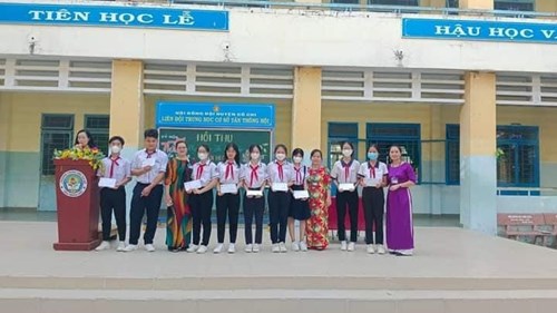 Đội tuyển tham gia kỳ thi học sinh giỏi cấp thành phố