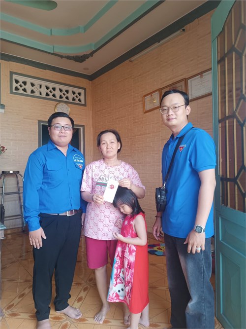 [xuân sẻ chia - chiến dịch xuân tình nguyện lần thứ 16 năm 2024]